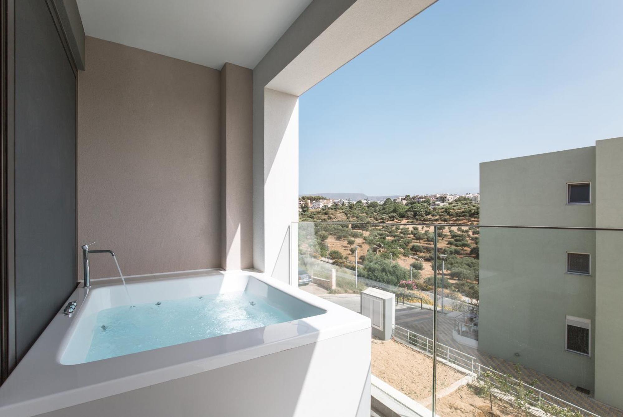 Noemie Luxury Suites Χανιά Δωμάτιο φωτογραφία